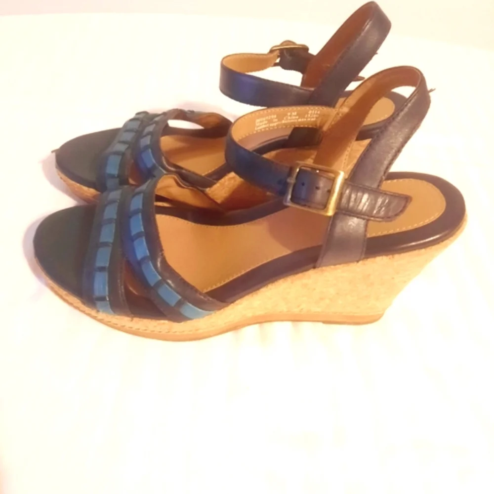 Clarks Cork wedge sandals Size 9